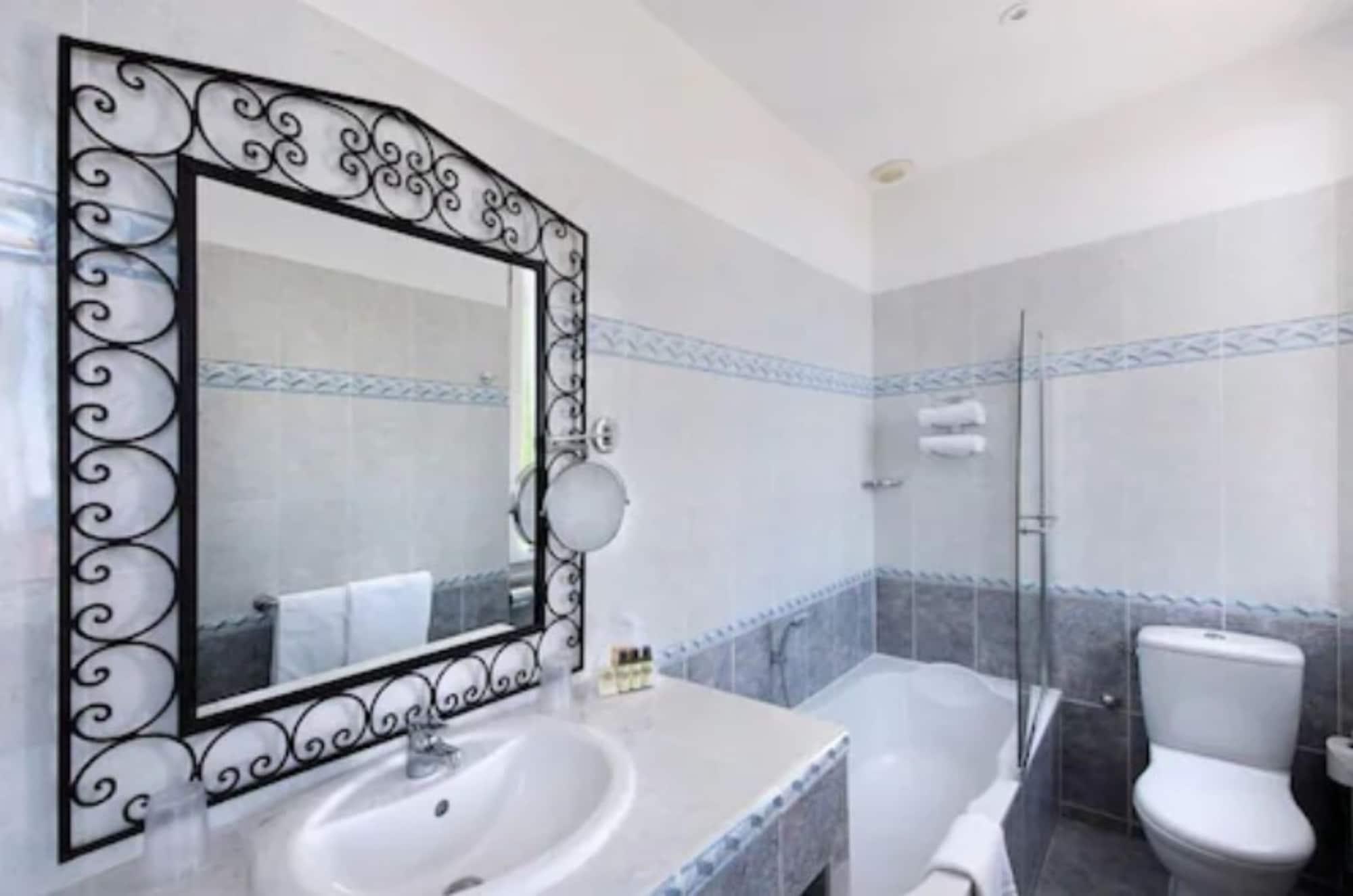 קאן Hotel Chateau De La Tour מראה חיצוני תמונה